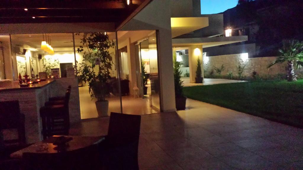 Maria Lambis Aparthotel สตาลิดา ภายนอก รูปภาพ